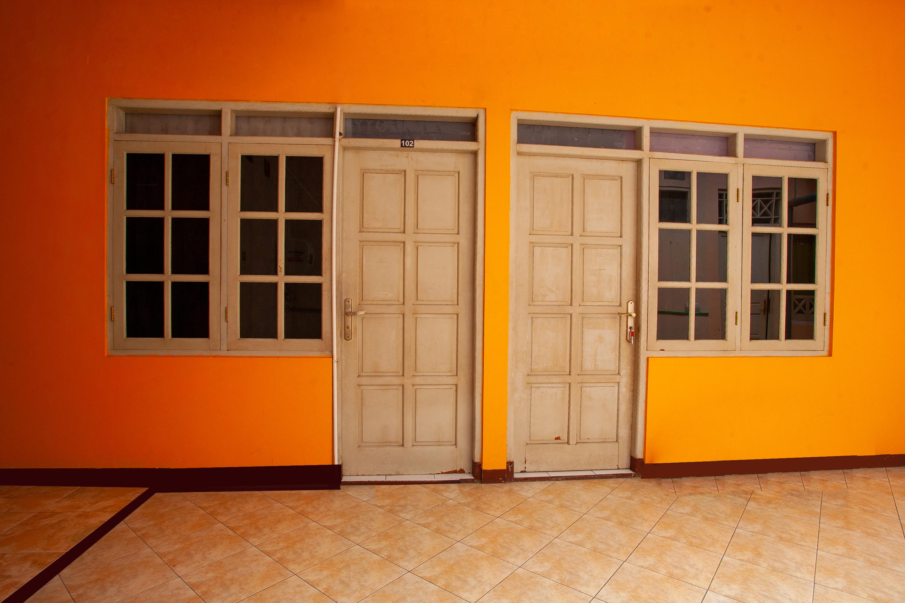 Spot On 2697 Homy House Hotel Semarang Exterior photo